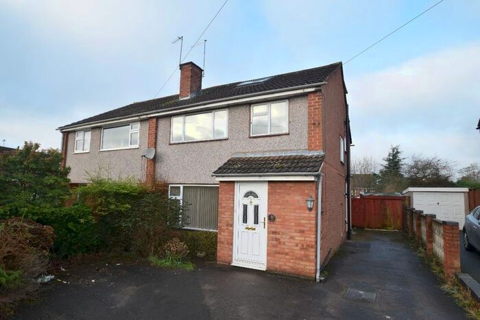 5 Bedroom Semi-Detached House To Rent In Springfield Avenue, Newport, TF10