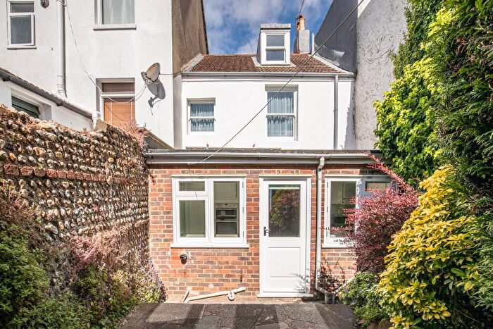 2 Bedroom Terraced House For Sale In Dean Street, Brighton, BN1