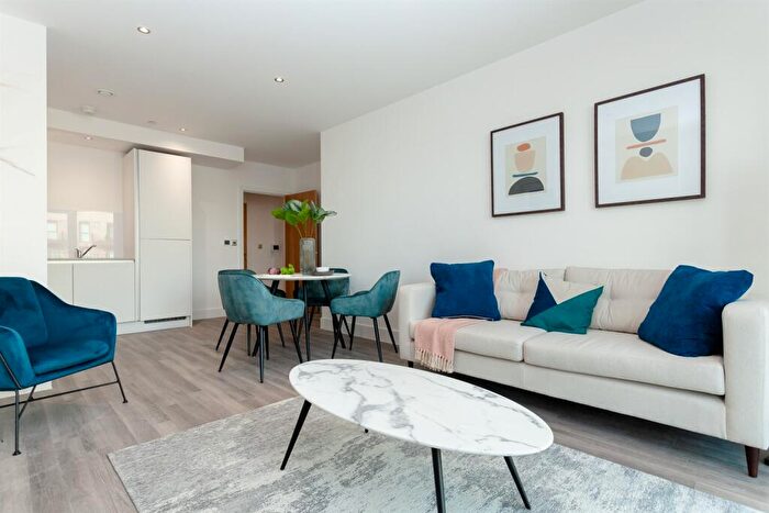 1 Bedroom Flat To Rent In , E16
