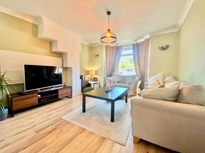 3 Bedroom Property To Rent In Bursledon Road, Southampton, SO19