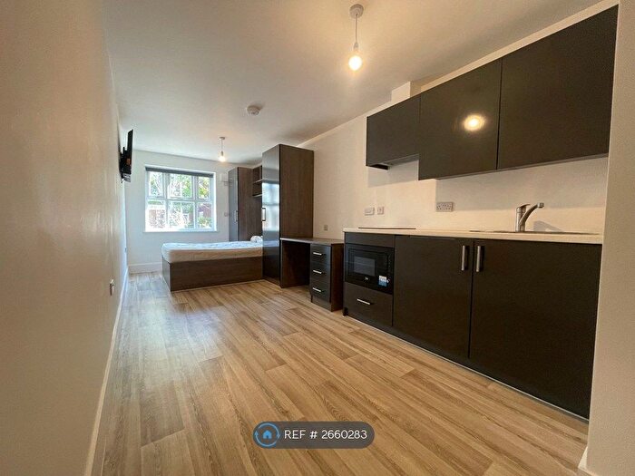 Studio To Rent In Charndon Close, Reading, RG2