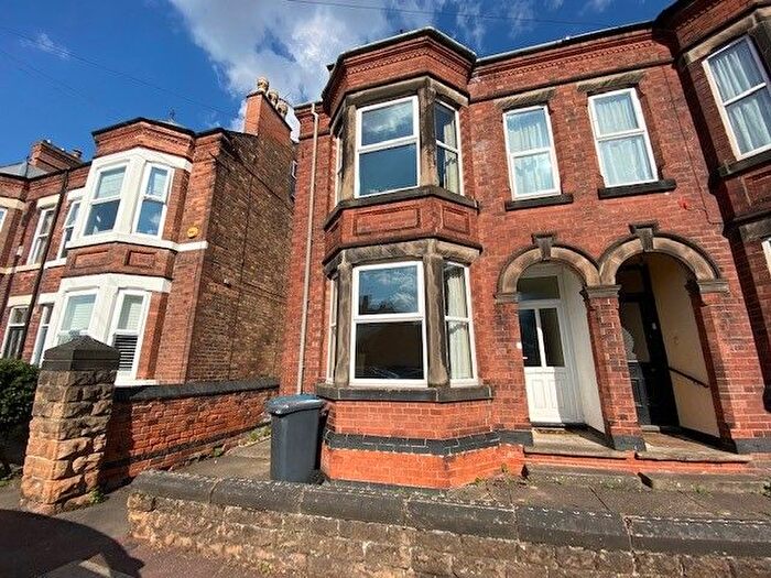 3 Bedroom Semi-detached House To Rent In Melbourne Road, West Bridgford, NG2