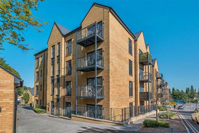 1 Bedroom Flat For Sale In Bazley Close, Swanscombe, Kent, DA10