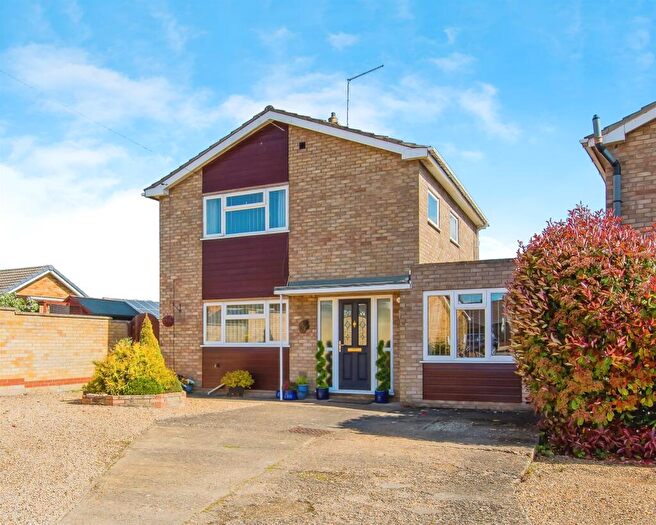 3 Bedroom Detached House For Sale In Wisteria Road, Yaxley, Peterborough, PE7