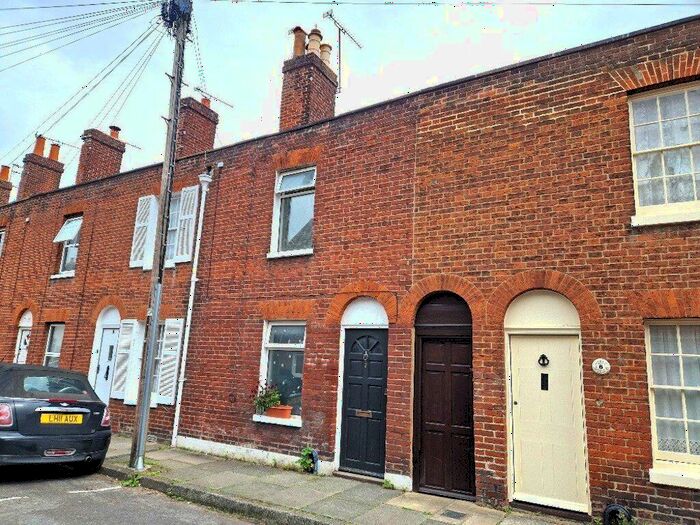 2 Bedroom House To Rent In Cross Street, Canterbury, CT2