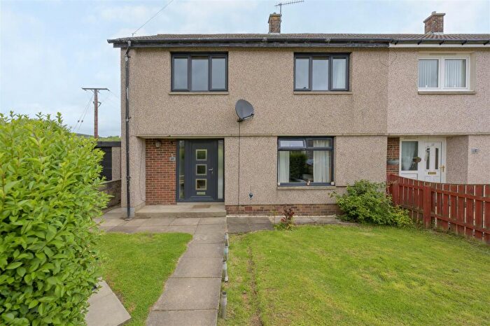 3 Bedroom End Of Terrace House For Sale In Church Place, Crossgates, KY4
