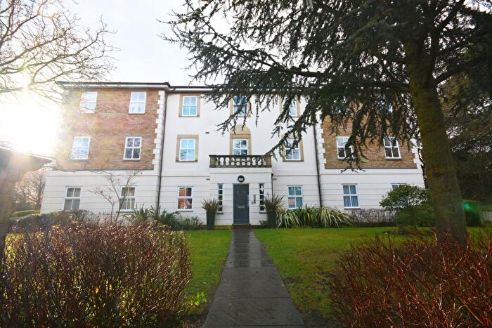 2 Bedroom Flat To Rent In Friendship Way, Old Bracknell Lane East, Bracknell, RG12