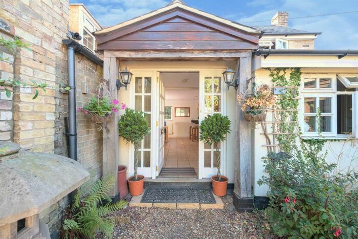 6 Bedroom Detached House For Sale In Rectory Lane, Kingston, Cambridge, CB23