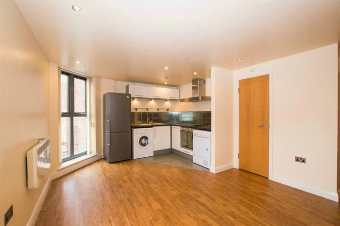 2 Bedroom Flat To Rent In Ristes Place, Nottingham, NG1