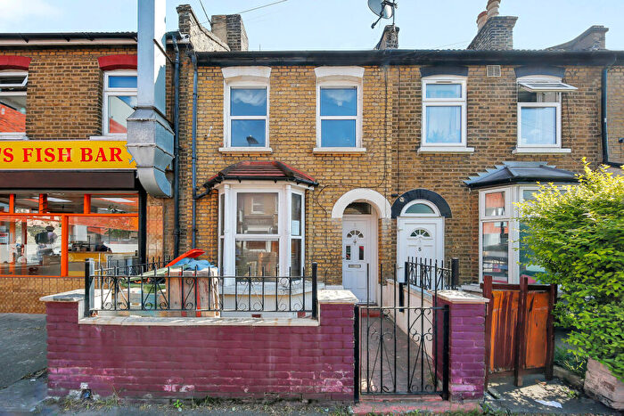 3 Bedroom Terraced House For Sale In Sussex Street, E13