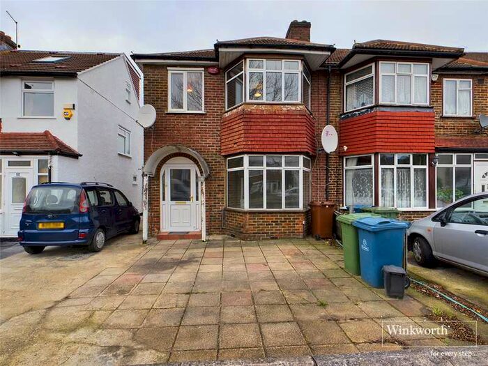 3 Bedroom Semi-Detached House To Rent In Mollison Way, Edgware, Middlesex, HA8