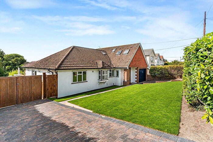 5 Bedroom Detached House For Sale In Woodlands Road, Little Bookham, Surrey, KT23