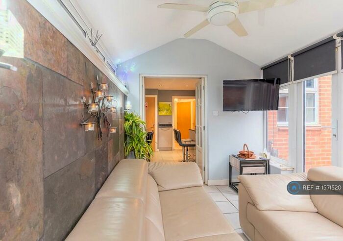 5 Bedroom Detached House To Rent In Calthwaite Drive, Brough, HU15