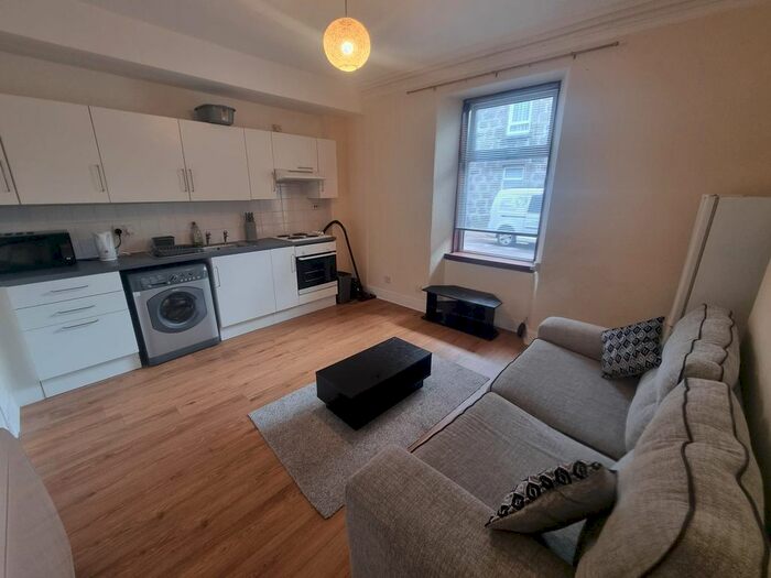 1 Bedroom Flat To Rent In A, Colville Place, Aberdeen, AB24