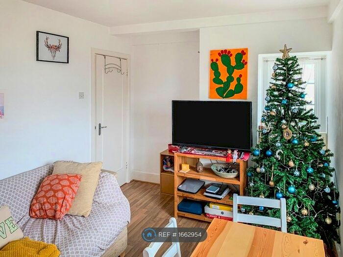 1 Bedroom Flat To Rent In Bourne Court, Bournemouth, BH2