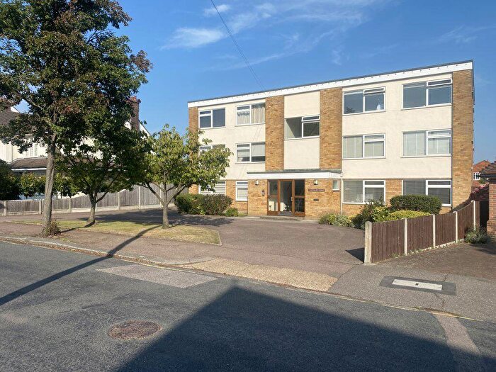 2 Bedroom Flat To Rent In Theobalds Court- Online Enquiries Only, SS9