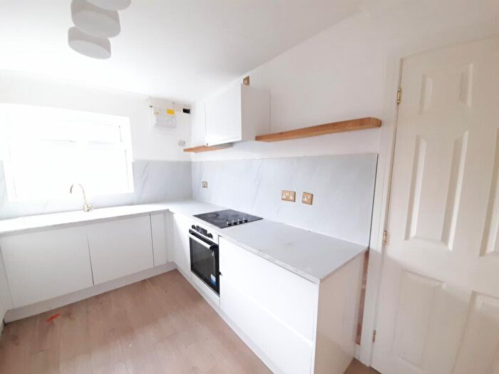2 Bedroom End Of Terrace House To Rent In Green Lane, Wolverton, Milton Keynes, MK12