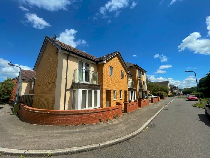 3 Bedroom Semi-Detached House To Rent In Hunsbury Chase, Broughton, MK10