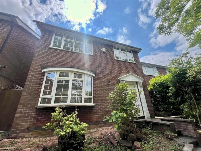 3 Bedroom Property To Rent In Southdale Road, Carlton, Nottingham, NG4