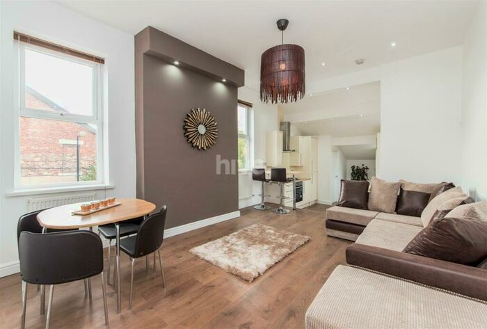 3 Bedroom Flat To Rent In Stratford Road, Heaton, Newcastle Upon Tyne, NE6