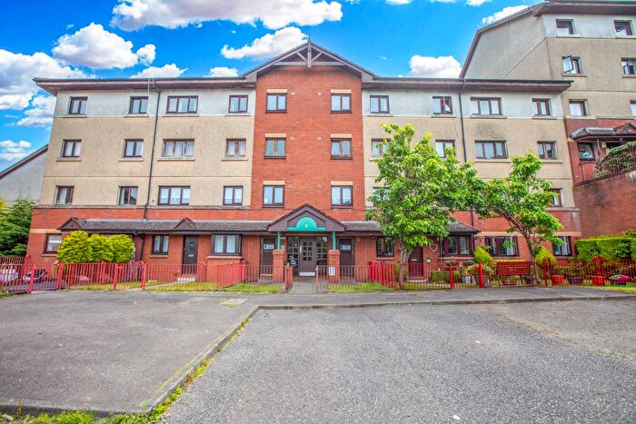 3 Bedroom Flat For Sale In Eastfield Road, Springburn, Glasgow, G21