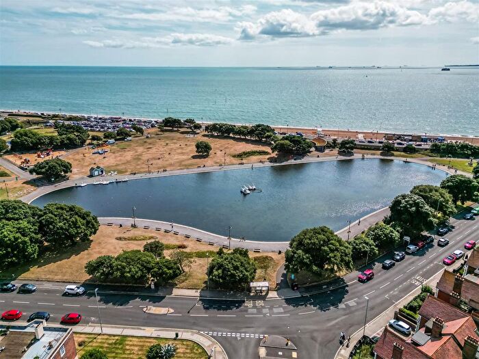 2 Bedroom Flat To Rent In Craneswater Park, Southsea, PO4