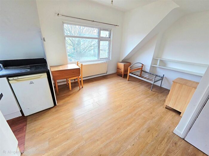 Studio To Rent In Nibthwaite Road, Harrow, HA1