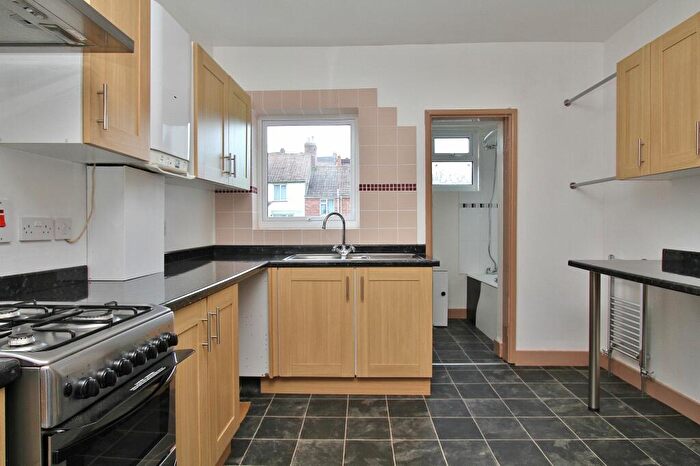 1 Bedroom Apartment To Rent In Milner Road, Brighton, BN2