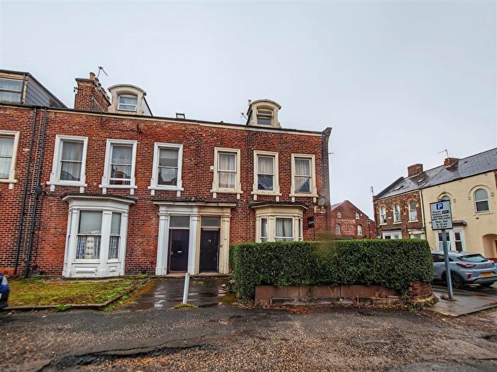 5 Bedroom End Of Terrace House For Sale In Argyle Square, Ashbrooke, Sunderland, SR2