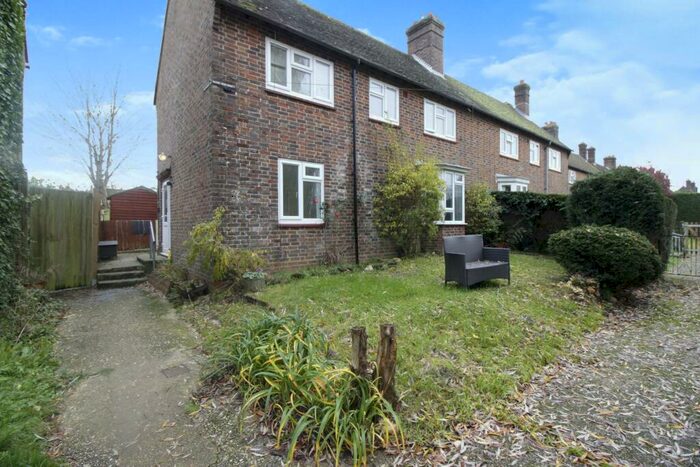 Apartment To Rent In June Lane, Midhurst, GU29