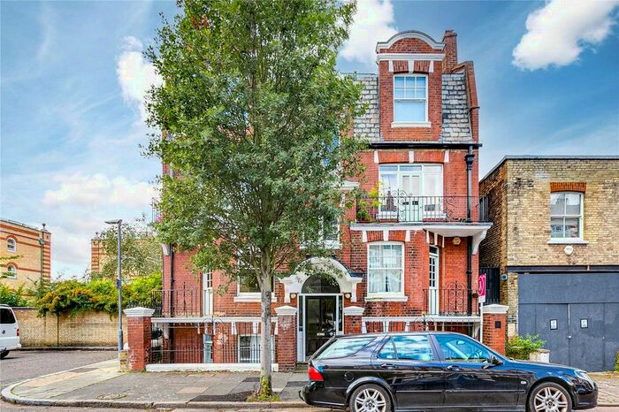 2 Bedroom Flat To Rent In Arundel Terrace, Barnes, SW13