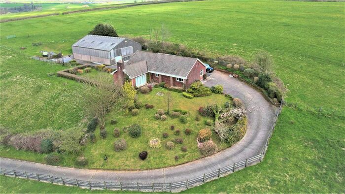 3 Bedroom Detached Bungalow For Sale In Muddiford, Barnstaple, EX31