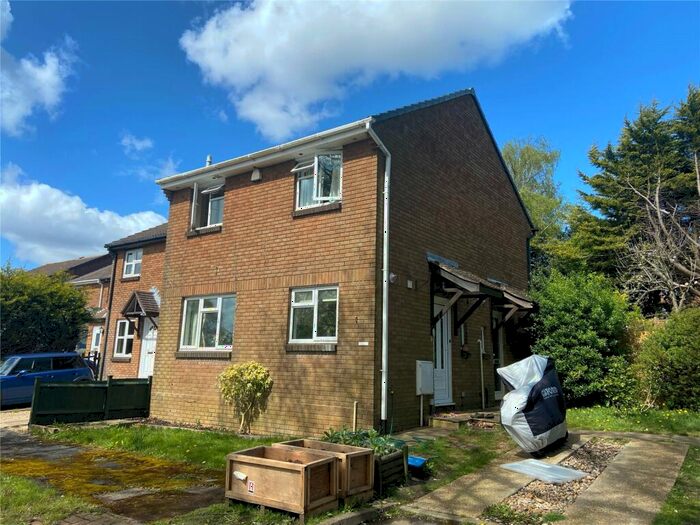 1 Bedroom End Of Terrace House To Rent In Phoenix Close, Bursledon, Southampton, Hampshire, SO31