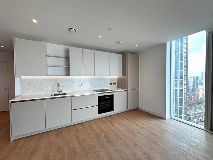 2 Bedroom Apartment To Rent In Dantzic Street, Manchester, M4