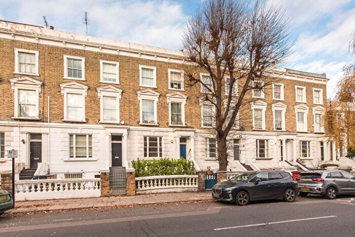 3 Bedroom Flat For Sale In Belsize Road, South Hampstead, London, NW6