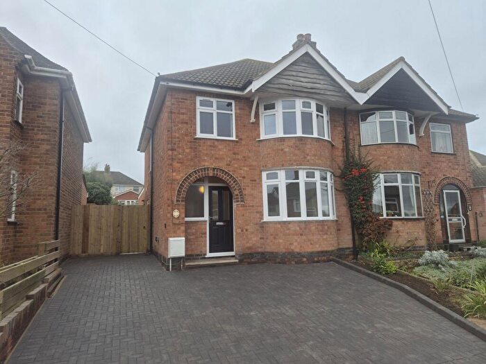 3 Bedroom Semi-Detached House To Rent In Abingdon Road, Melton Mowbray, LE13