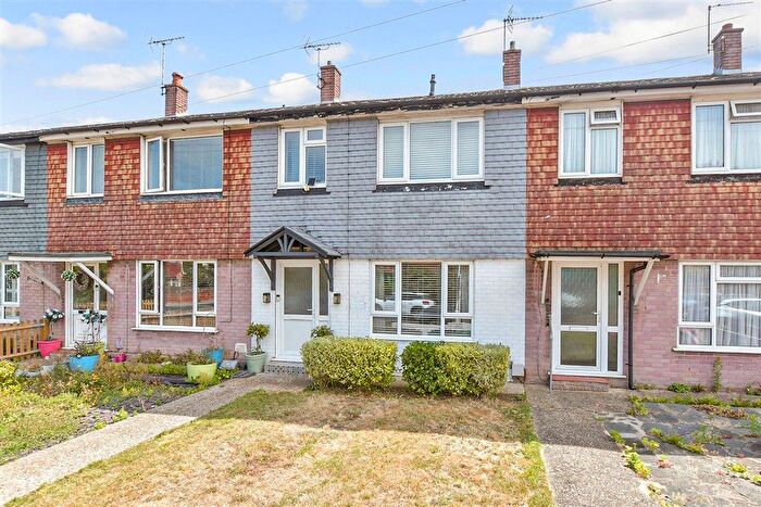 3 Bedroom Terraced House For Sale In Richmond Avenue, Cliftonville, Margate, Kent, CT9
