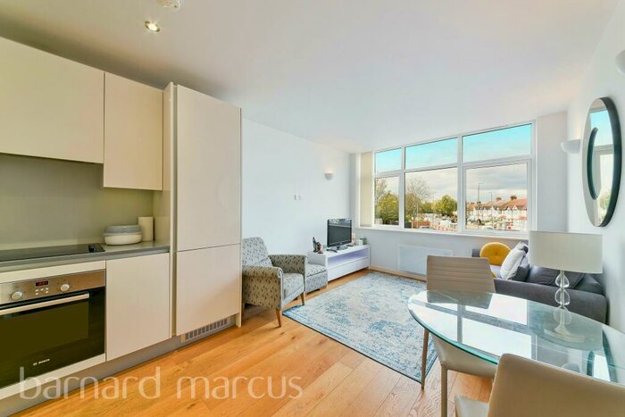 1 Bedroom Flat To Rent In Stafford Road, Croydon, CR0