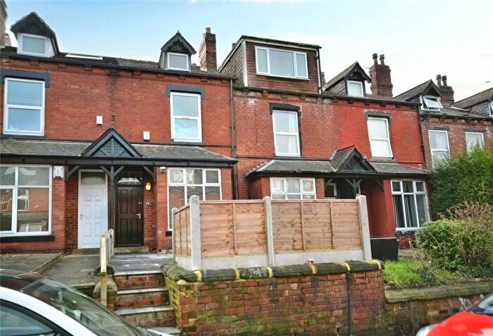5 Bedroom Terraced House For Sale In Brudenell View, Leeds, West Yorkshire, LS6