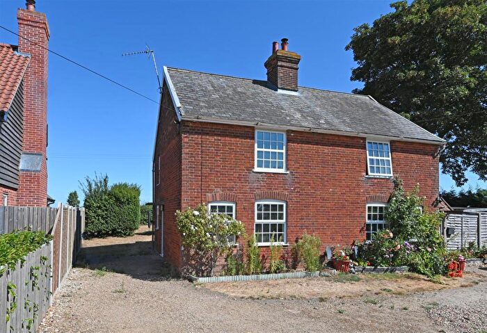 3 Bedroom Semi-Detached House To Rent In Erwarton, Ipswich, IP9