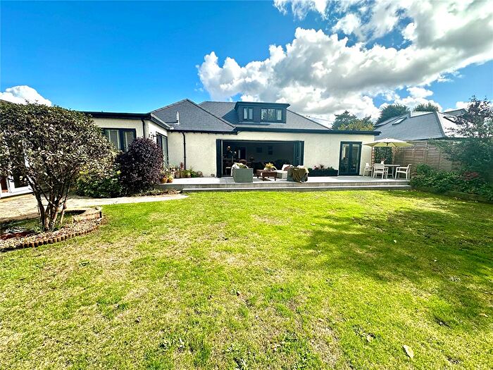 4 Bedroom Country House For Sale In Beechcroft Lane, Ringwood, Hampshire, BH24