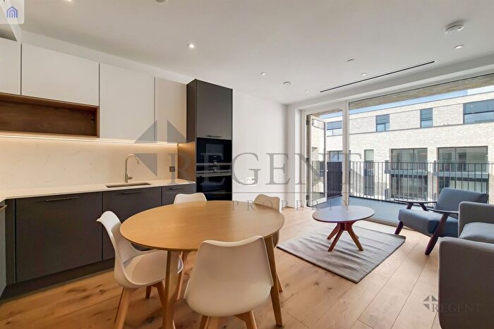 1 Bedroom Flat To Rent In Carrick Yard, Fisherton Street, NW8