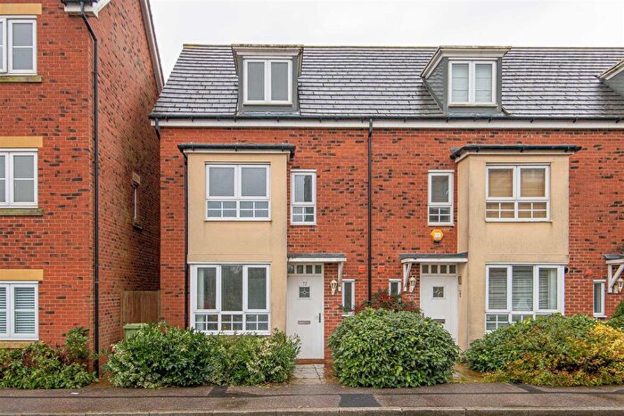 4 Bedroom End Of Terrace House To Rent In Fonda Meadow, Oxley Park, MK4