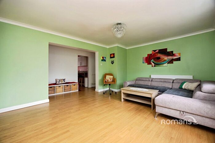 2 Bedroom Flat To Rent In Elleray Court, Ash Vale, Aldershot, GU12