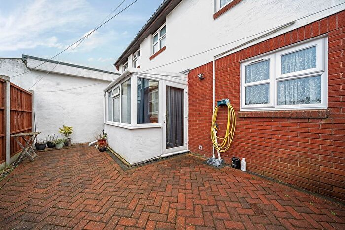 1 Bedroom End Of Terrace House For Sale In Moraunt Drive, Middleton-On-Sea, Bognor Regis, PO22