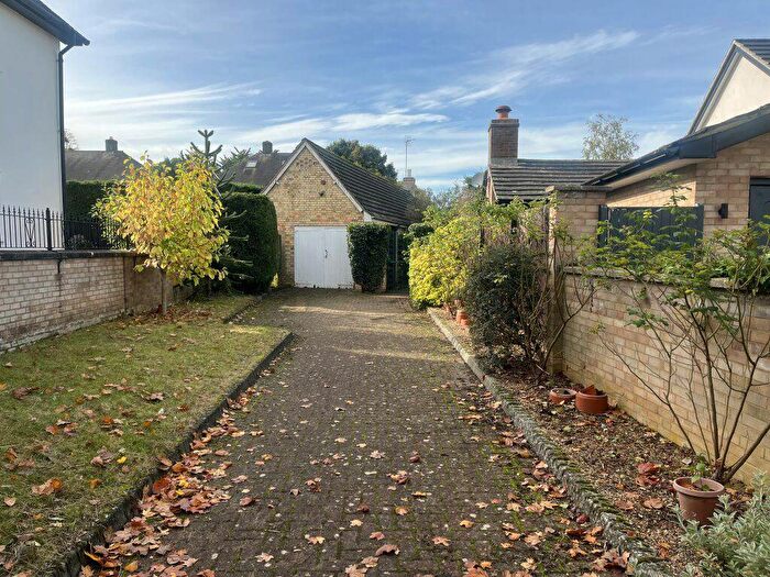 2 Bedroom Bungalow To Rent In High Street, Silsoe, Bedfordshire, MK45
