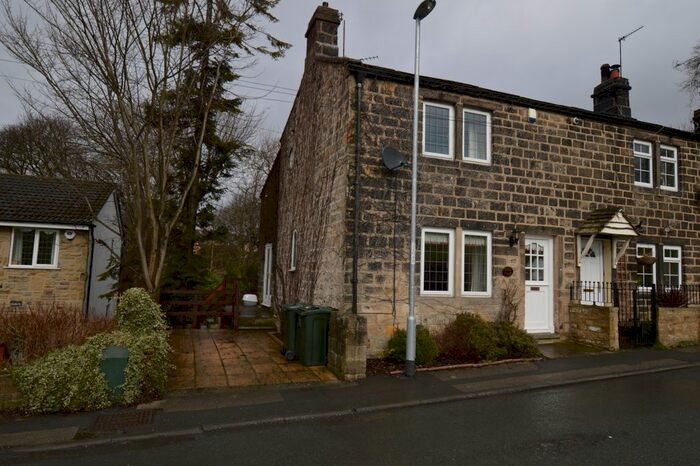 3 Bedroom Cottage To Rent In Gill Lane, Leeds, LS19