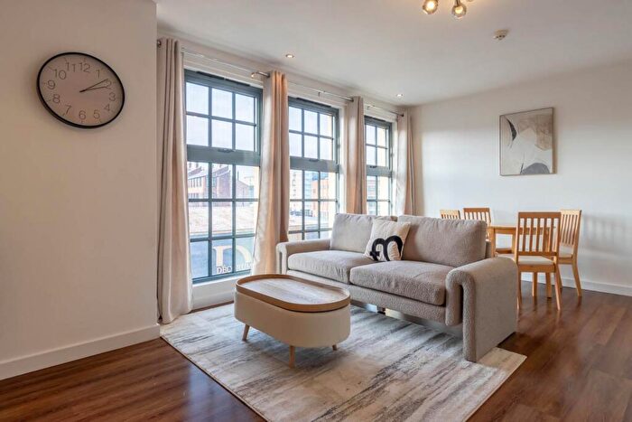 1 Bedroom Apartment To Rent In Kenyon Forge, Kenyon Street, B18