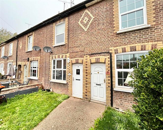 2 Bedroom Terraced House To Rent In The Lane, Chalton, LU4