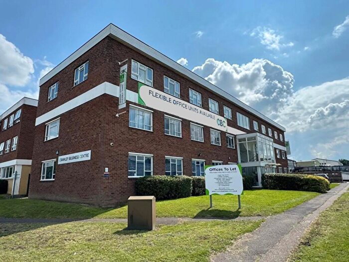 Flat To Rent In Stephenson Way, Three Bridges, Crawley, West Sussex, RH10